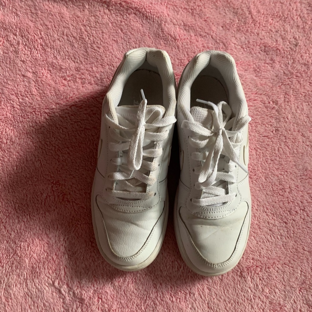 *sold*Nike Ebernon shoe